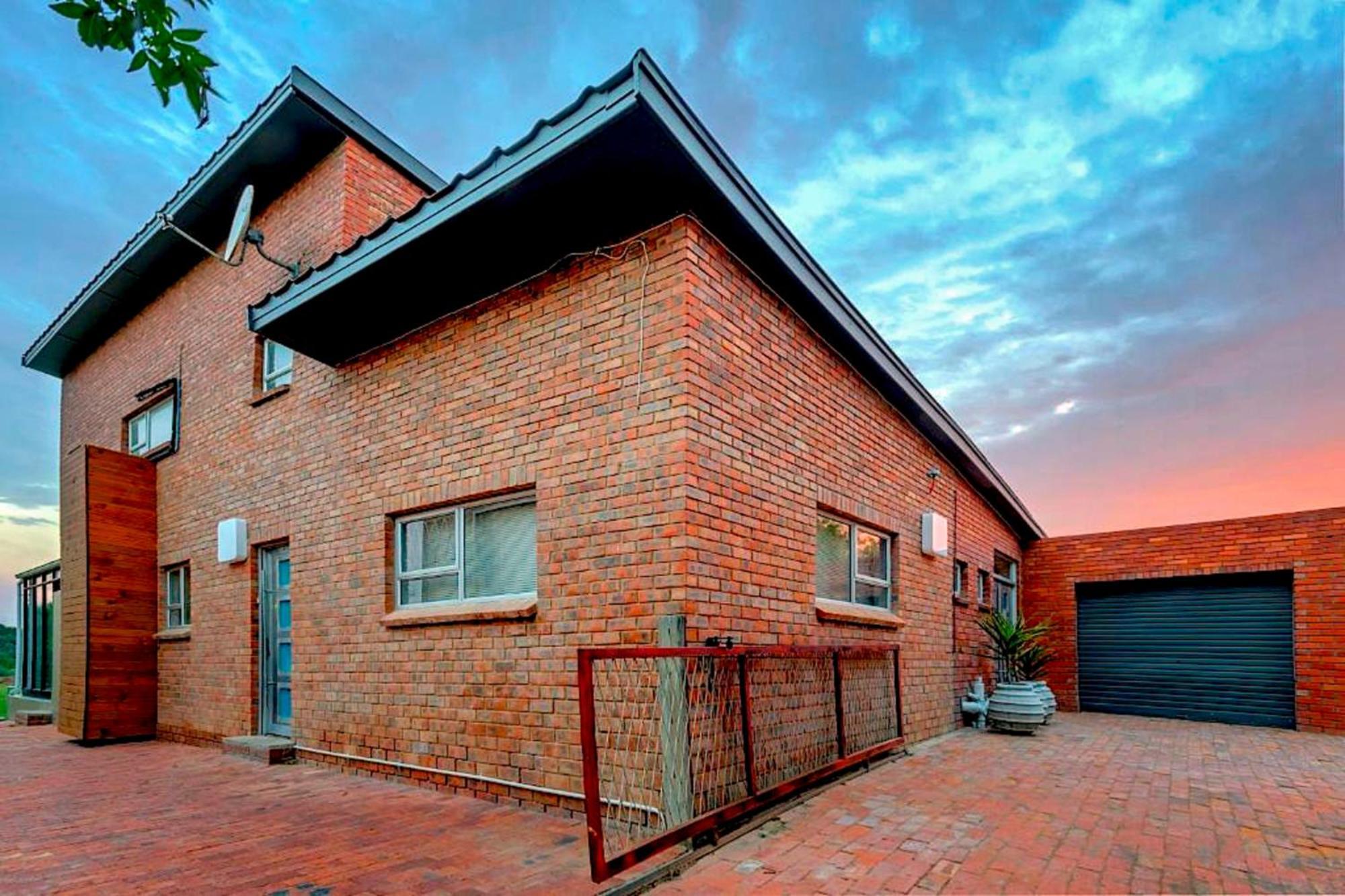 90 On Wellington Villa Colchester Eksteriør billede